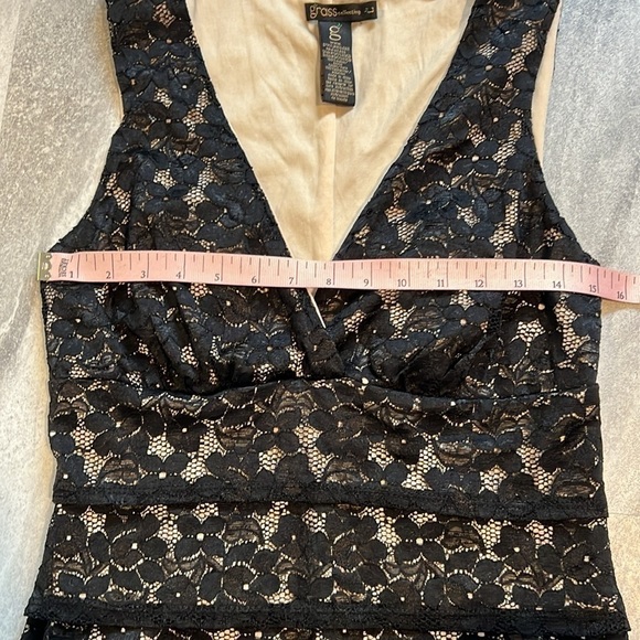 Tan & Black lace dress Vneck formal or semi formal size large - Picture 11 of 12